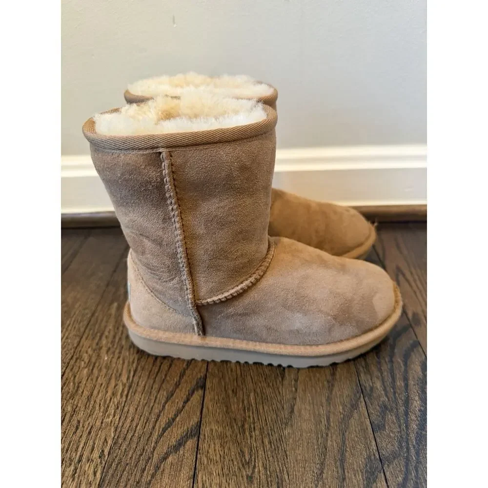 Ugg Classic Short Kids Boots Sz 1 Chestnut Brown Fur Lined